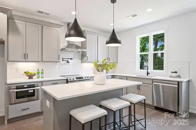 209 Coxe Avenue #B, Charlotte, NC 28208 - Photo 2