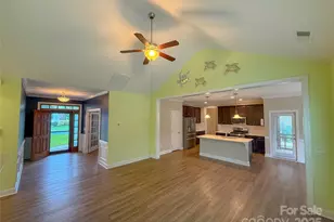 128 Coral Rutledge Dr, Mount Holly, NC 28120 - Photo 10