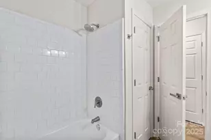 6134 Mayridge Dr, Charlotte, NC 28215 - Photo 14