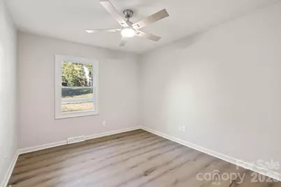 6134 Mayridge Drive, Charlotte, NC 28215 - Photo 16