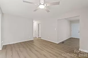 6134 Mayridge Dr, Charlotte, NC 28215 - Photo 28