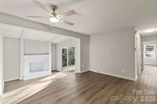 6134 Mayridge Dr, Charlotte, NC 28215 - Photo 6