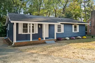 6134 Mayridge Dr, Charlotte, NC 28215 - Photo 2