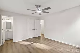 6134 Mayridge Dr, Charlotte, NC 28215 - Photo 14