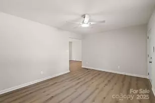 6134 Mayridge Dr, Charlotte, NC 28215 - Photo 20