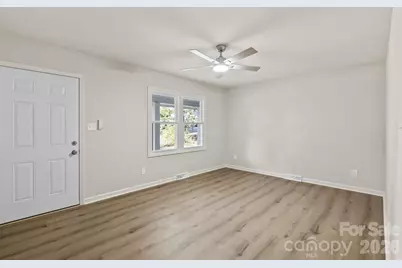 6134 Mayridge Drive, Charlotte, NC 28215 - Photo 4
