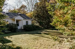 95 Aurora Dr, Asheville, NC 28805 - Photo 2