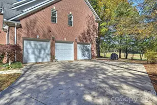 1015 Estate Ln, Weddington, NC 28104 - Photo 4
