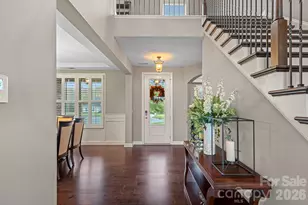 706 Blaise Ct, Matthews, NC 28104 - Photo 2