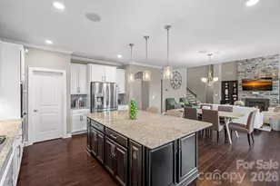 706 Blaise Ct, Matthews, NC 28104 - Photo 16