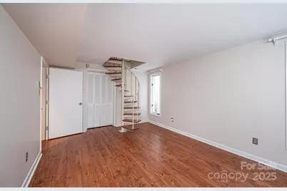 141 36th Avenue NW, Hickory, NC 28601 - Photo 38