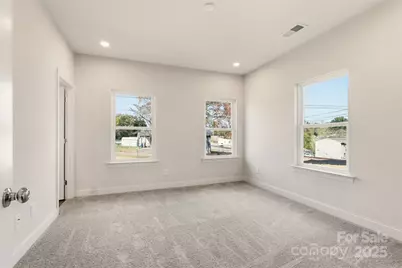 126 N Main Street, Granite Falls, NC 28630 - Photo 14