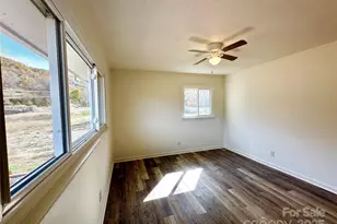 609 Cattail Rd, Burnsville, NC 28714 - Photo 18