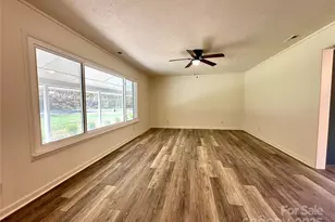 609 Cattail Rd, Burnsville, NC 28714 - Photo 14