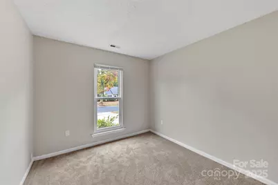 6915 Duncroft Lane, Charlotte, NC 28215 - Photo 26