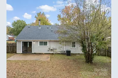 6915 Duncroft Lane, Charlotte, NC 28215 - Photo 22