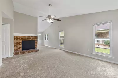 6915 Duncroft Lane, Charlotte, NC 28215 - Photo 24