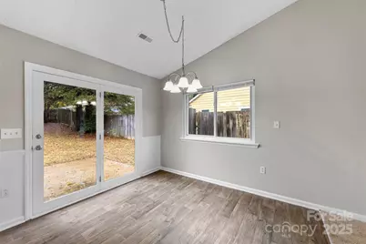 6915 Duncroft Lane, Charlotte, NC 28215 - Photo 6