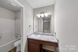 6915 Duncroft Ln, Charlotte, NC 28215 - Photo 20