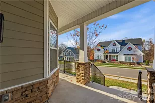 194 Forsythia Ln, Tega Cay, SC 29708 - Photo 6