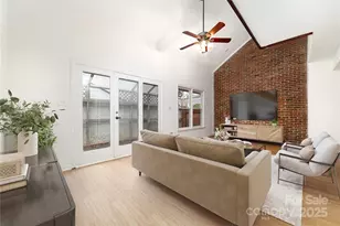 606 N Graham St, Charlotte, NC 28202 - Photo 1