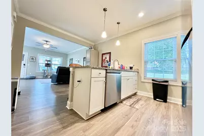 1781 17th Avenue NE, Hickory, NC 28601 - Photo 6