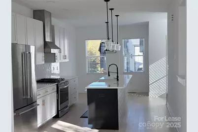 2009 Hamorton Place, Charlotte, NC 28205 - Photo 4