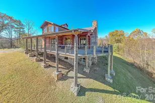 2381 Little Pine Rd, Marshall, NC 28753 - Photo 2