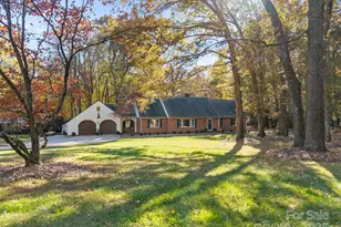 540 Roger Dr, Salisbury, NC 28147 - Photo 2