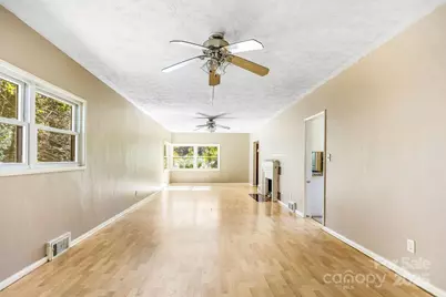 145 Beverly Road, Asheville, NC 28805 - Photo 8