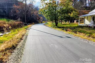 2812 Bald Mountain Rd, Burnsville, NC 28714 - Photo 10
