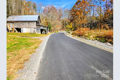 2812 Bald Mountain Road, Burnsville, NC 28714 - Photo 8
