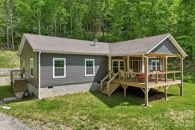 590 Willow Lane, Marshall, NC 28753 - Photo 2