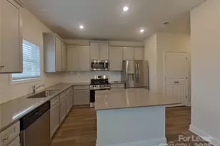 176 Queenshall Rd, Mooresville, NC 28117 - Photo 2