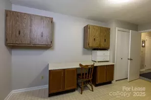 102 Arbor Ln, Hendersonville, NC 28791 - Photo 18