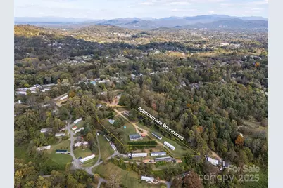 17 Hat Creek Drive, Asheville, NC 28806 - Photo 4