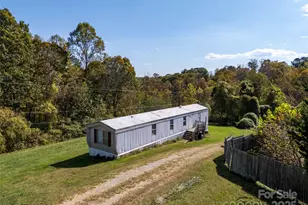 17 Hat Crk Dr, Asheville, NC 28806 - Photo 18