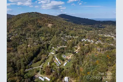 17 Hat Creek Drive, Asheville, NC 28806 - Photo 6