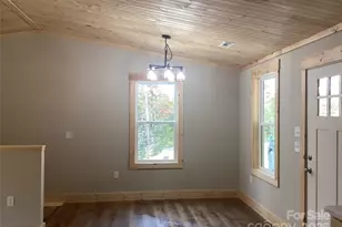 212 Brigsy Ln, Whittier, NC 28789 - Photo 10