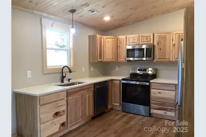 212 Brigsy Lane, Whittier, NC 28789 - Photo 8