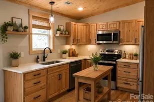 212 Brigsy Ln, Whittier, NC 28789 - Photo 8