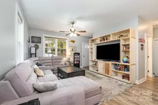 1110 Northside St, Kannapolis, NC 28081 - Photo 6