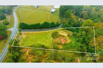 000 Golf Course Road, Columbus, NC 28722 - Photo 4