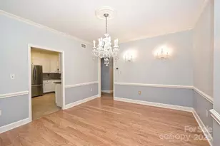 924 Cherokee Rd, Charlotte, NC 28207 - Photo 6