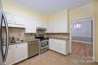 924 Cherokee Road, Charlotte, NC 28207 - Photo 10