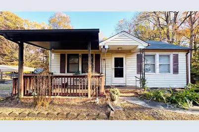 1116 W Davidson Avenue, Gastonia, NC 28052 - Photo 2