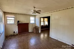 1116 W Davidson Ave, Gastonia, NC 28052 - Photo 14