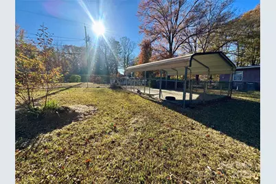 1116 W Davidson Avenue, Gastonia, NC 28052 - Photo 6