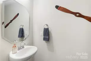 876 Newfound Hollow Dr, Charlotte, NC 28214 - Photo 24