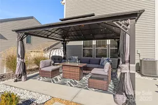 876 Newfound Hollow Dr, Charlotte, NC 28214 - Photo 44